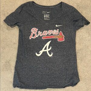 Nike Braves Graphic Tee- Like new condition